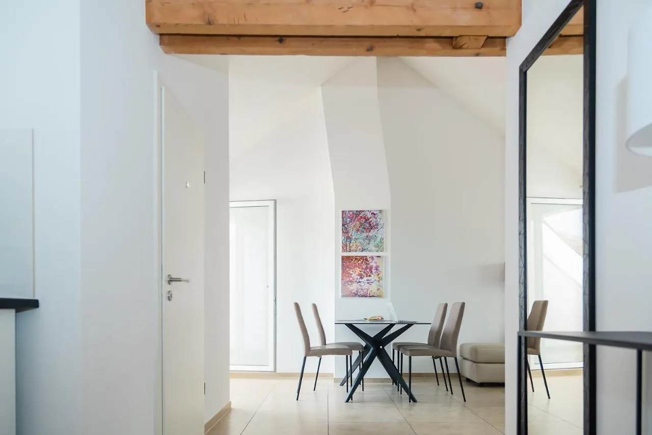 Zurich Furnished Homes 0*,