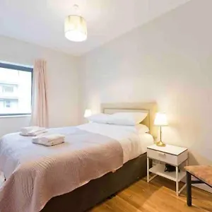Luxury Two Bedroom In Apartment Dublin